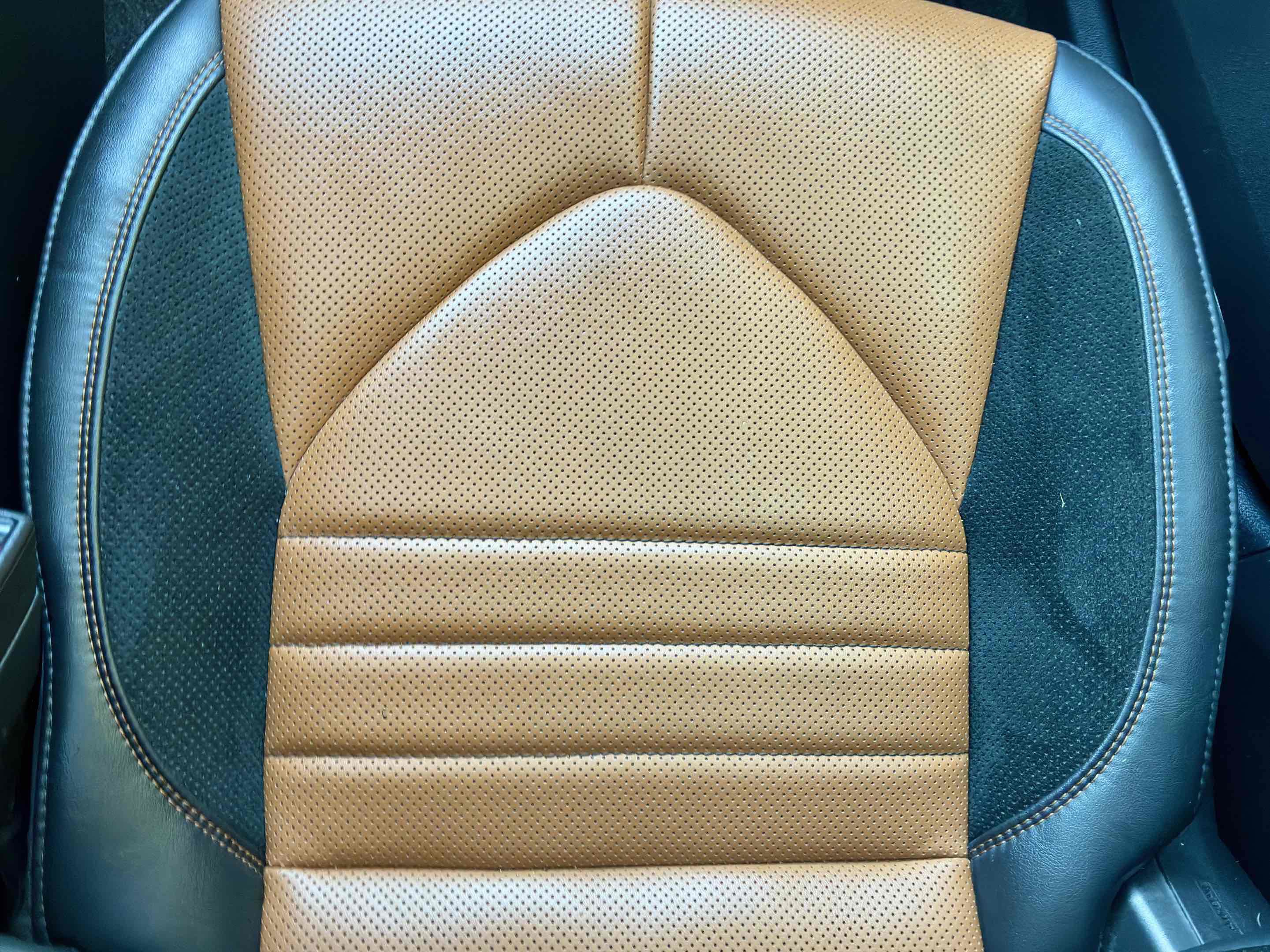 Used 2021 Toyota Avalon XSE w/ Carpet Mat Package (TMS) FWD image 48