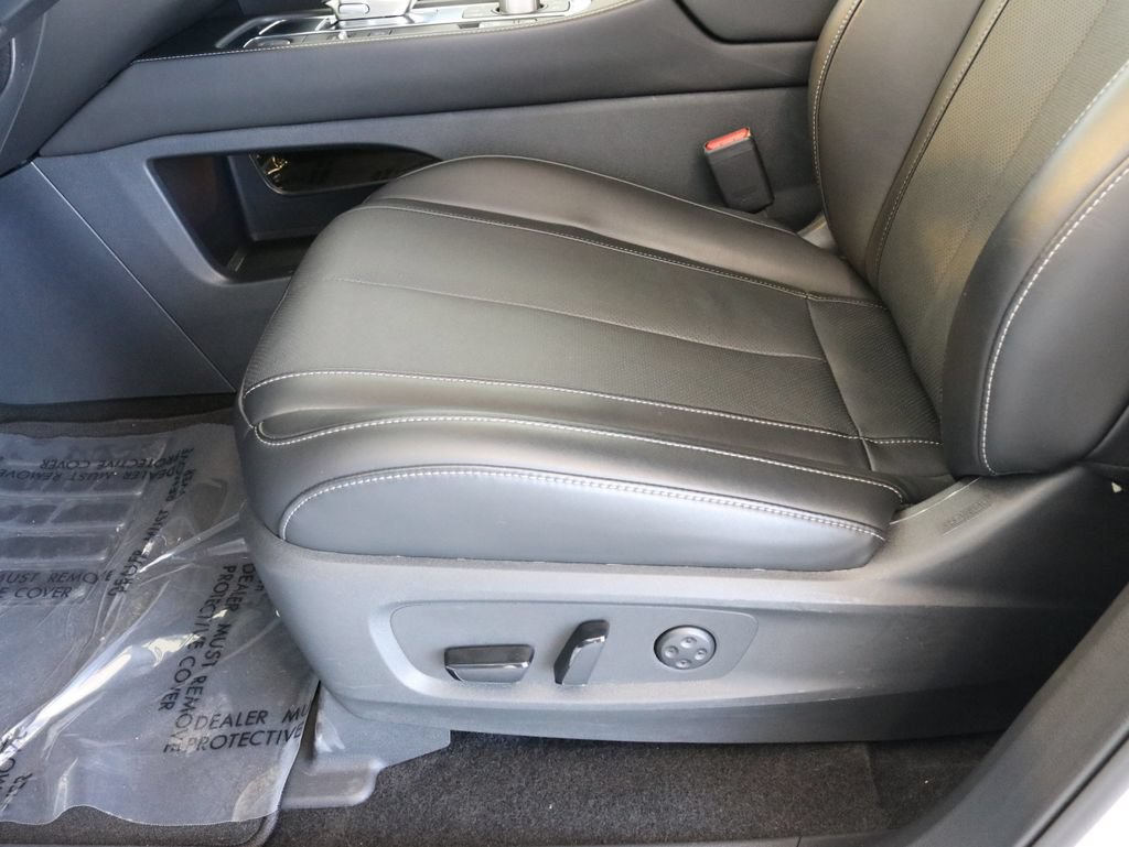 Certified 2025 INFINITI QX60 Pure AWD/4WD image 29