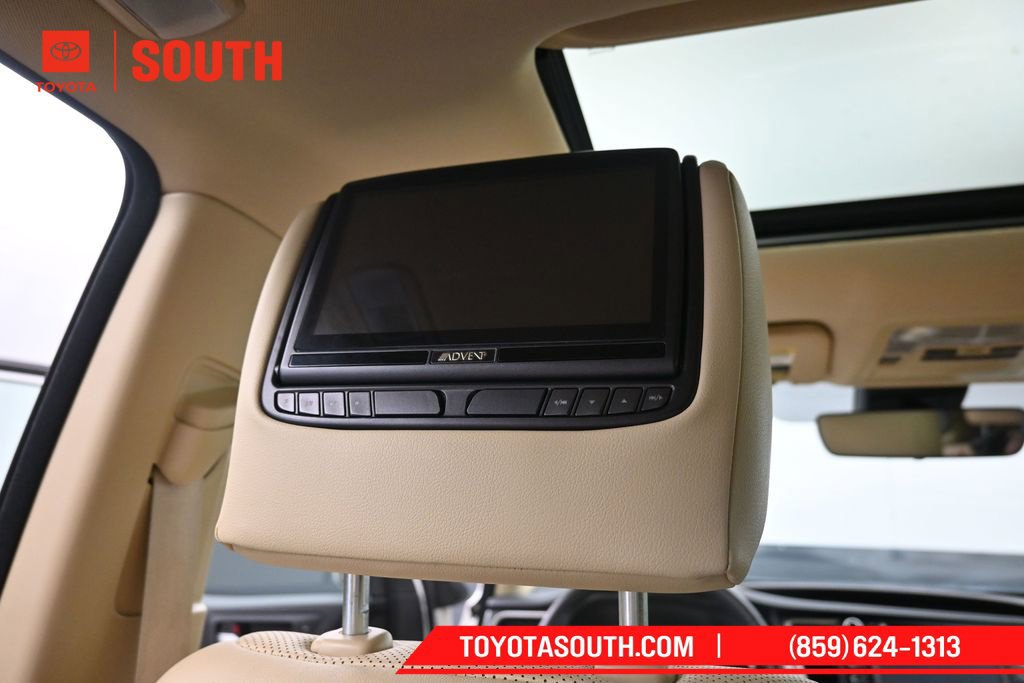 Used 2017 Toyota Highlander Limited AWD/4WD image 28