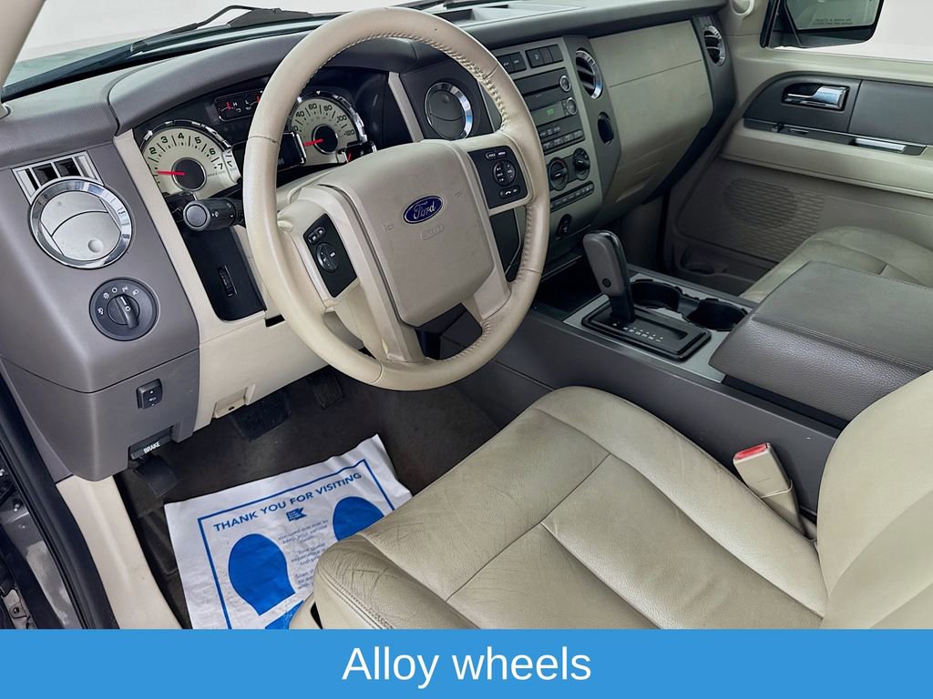 Used 2014 Ford Expedition XLT RWD image 10