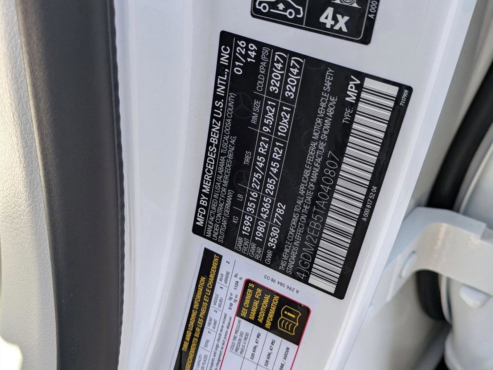 New 2026 Mercedes-Benz EQS 400 4MATIC SUV image 19