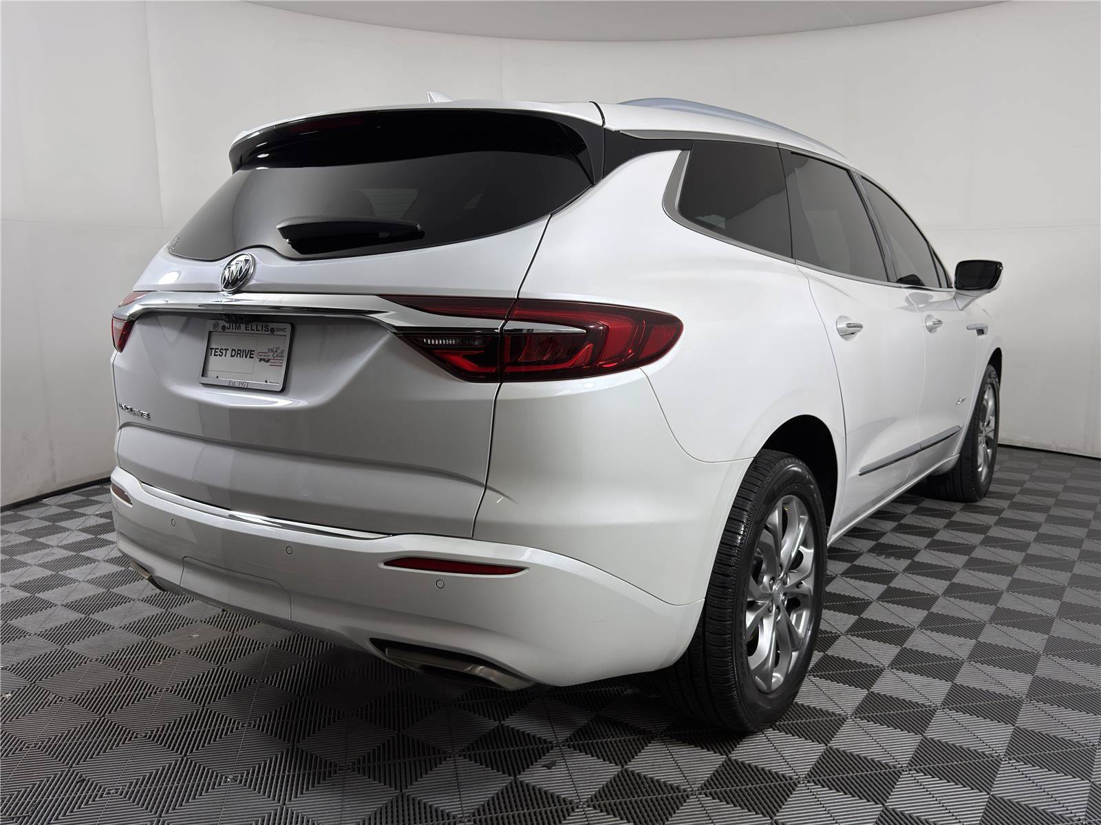 Certified 2021 Buick Enclave Avenir w/ Avenir Technology Package FWD image 6