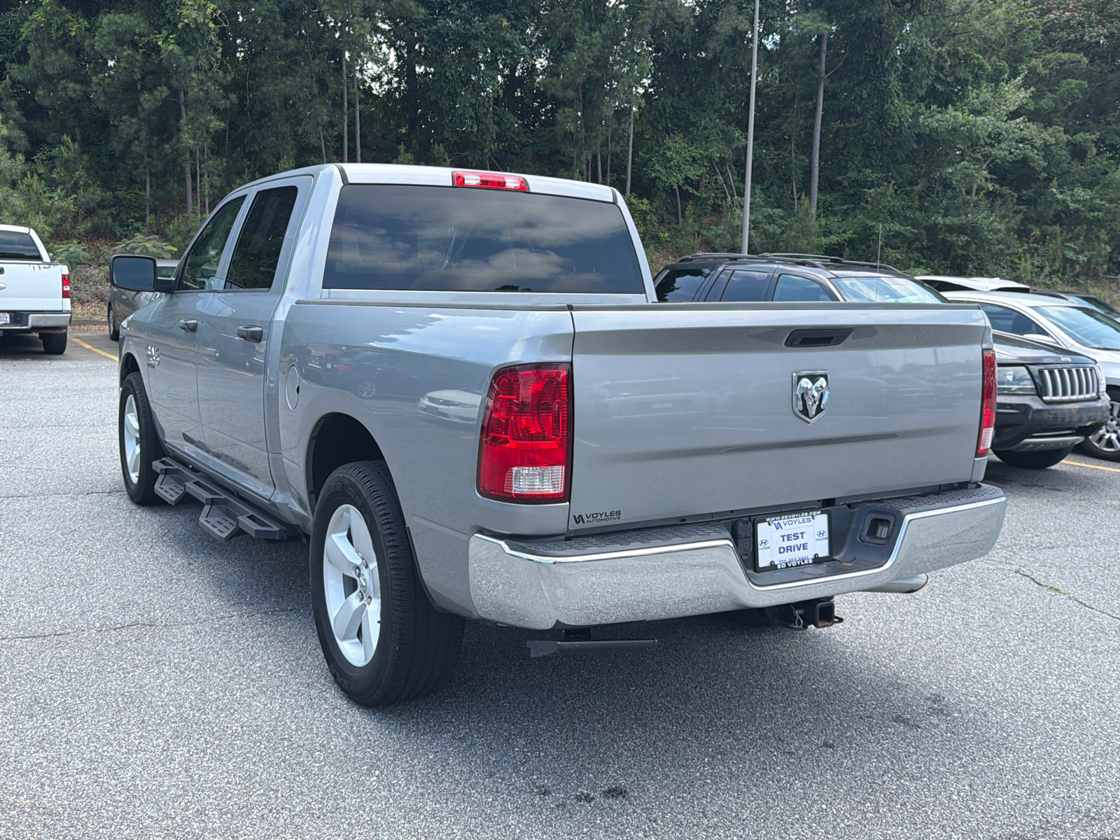 Used 2020 RAM 1500 Tradesman w/ Tradesman SXT Package RWD image 9