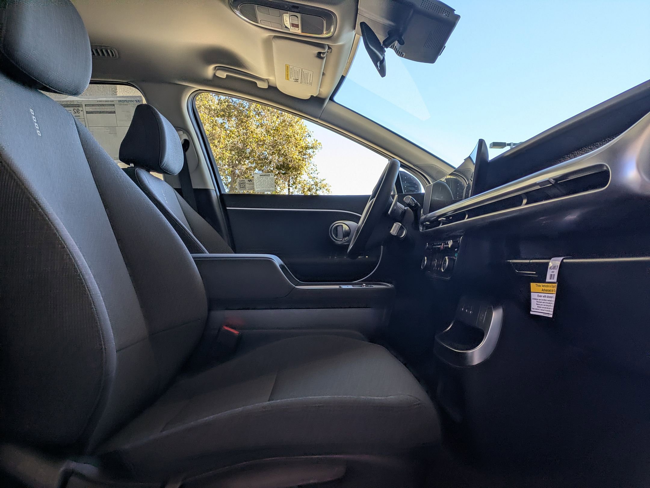 New 2026 Hyundai Ioniq 9 S image 9