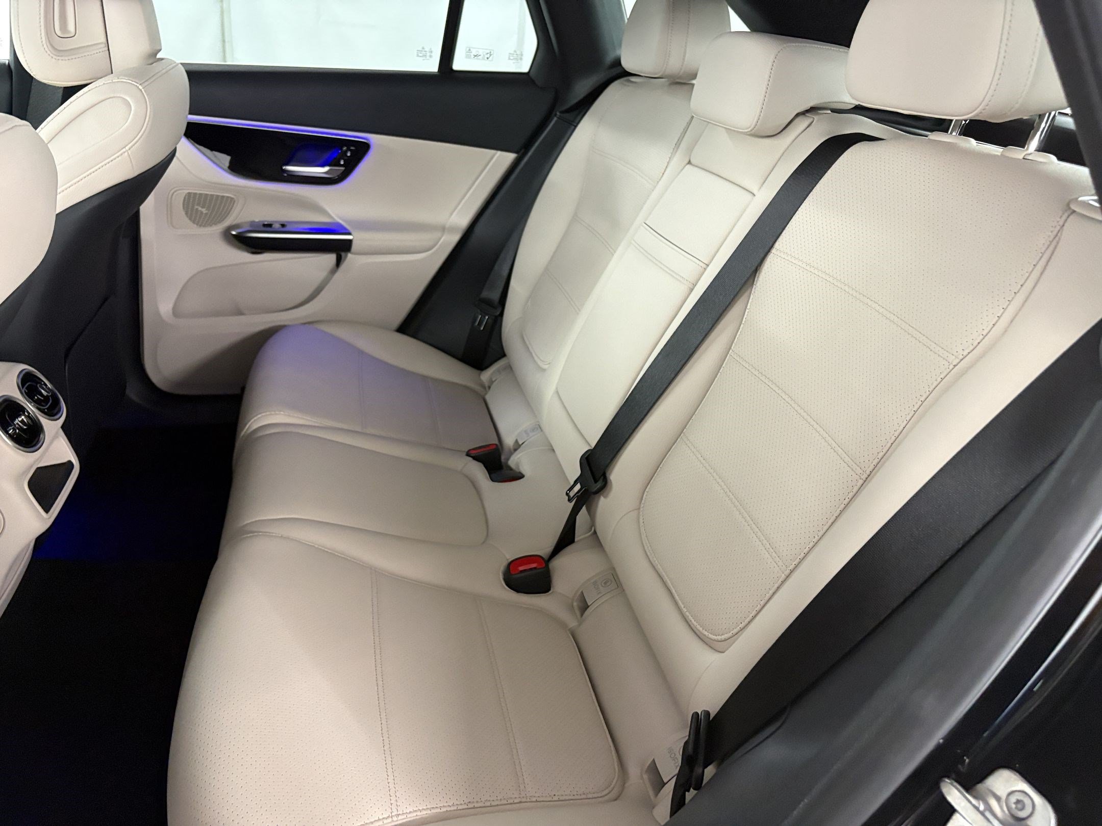 Certified 2026 Mercedes-Benz GLC 300 image 30