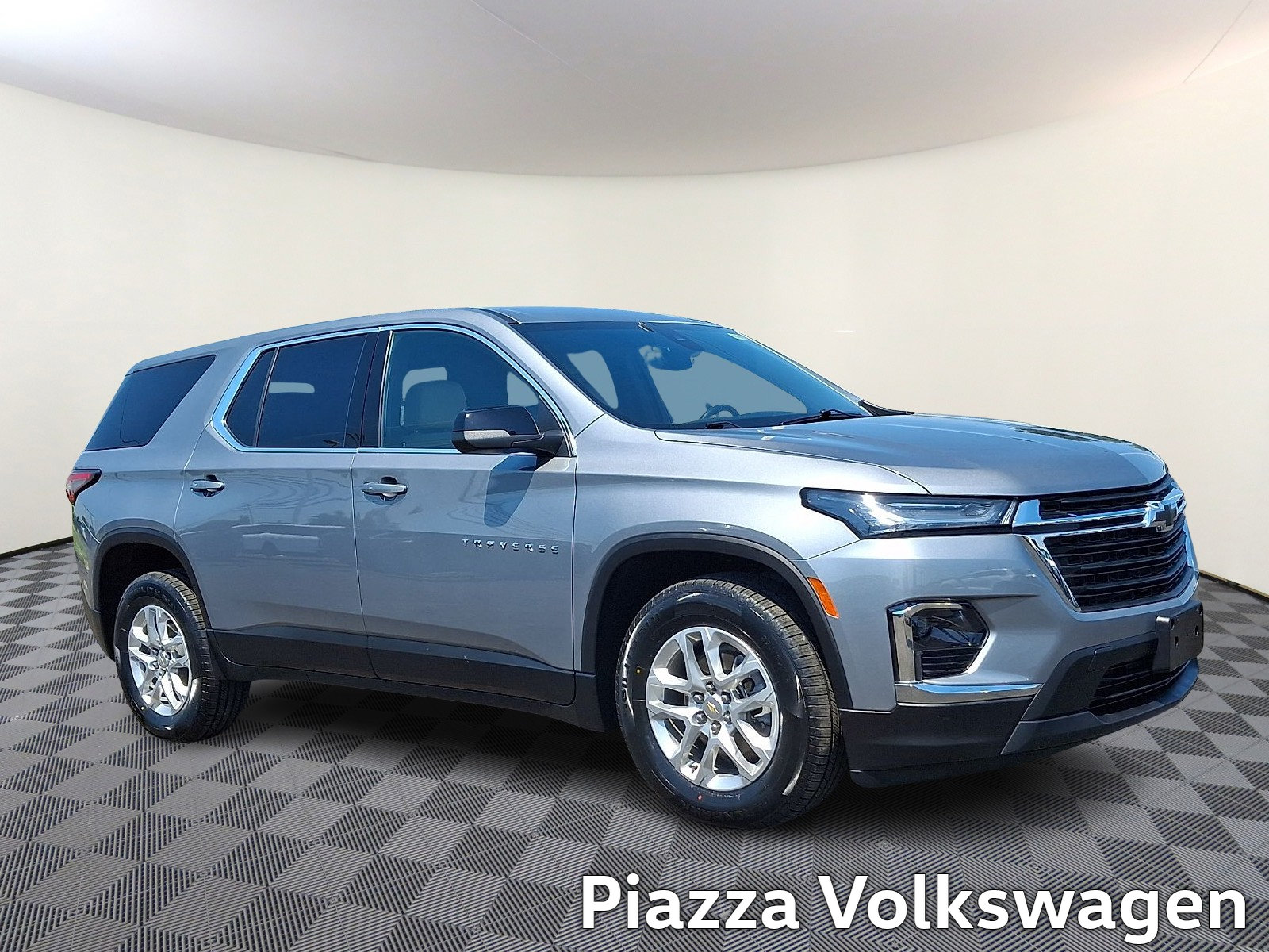 Used 2023 Chevrolet Traverse LS w/ LPO, Floor Liner Package