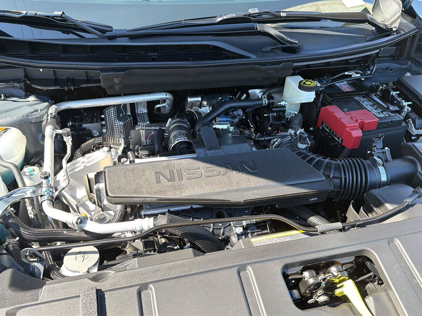 New 2026 Nissan Rogue SV w/ Cold Weather Package FWD image 34