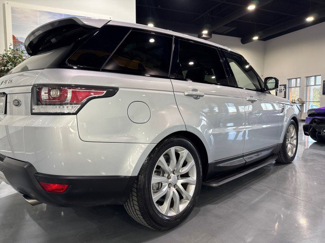 Used 2016 Land Rover Range Rover Sport HSE image 34