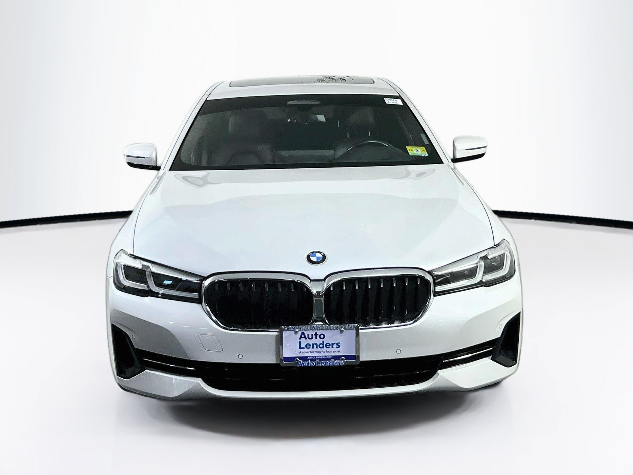 Used 2021 BMW 530i xDrive w/ Premium Package AWD/4WD image 2