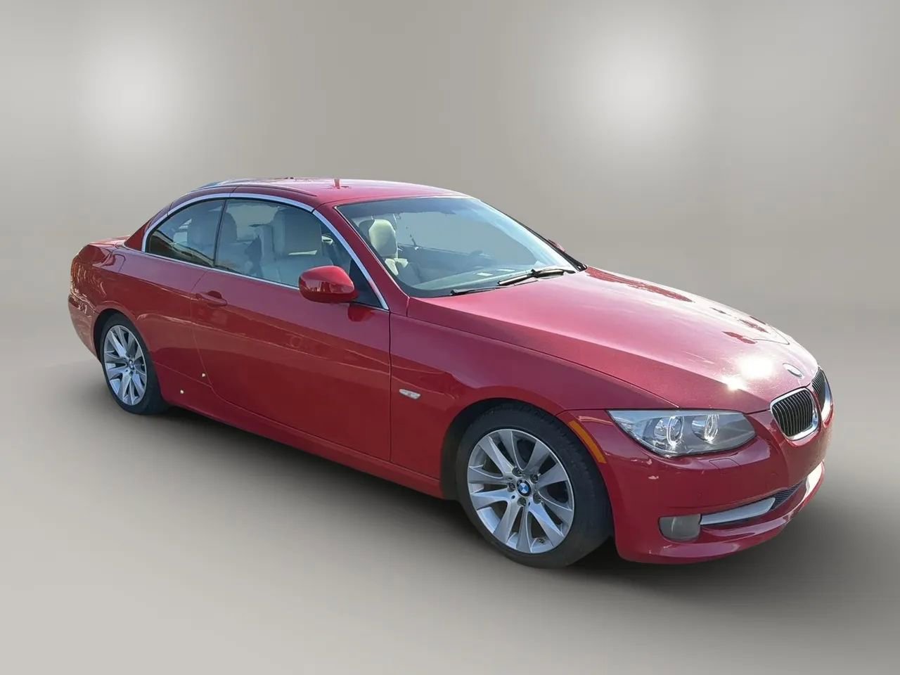 Used 2013 BMW 328i Convertible image 18