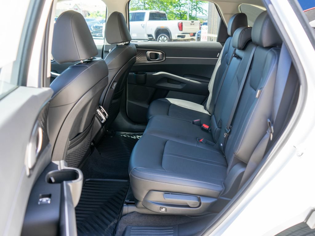 New 2026 Kia Sorento S AWD/4WD image 13
