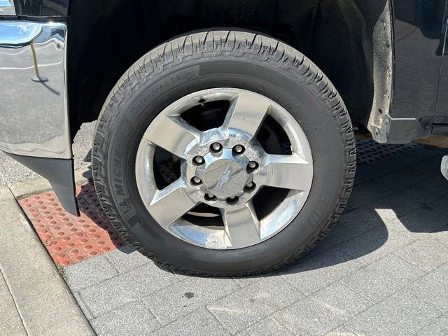 Used 2016 Chevrolet Silverado 2500 LTZ w/ Duramax Plus Package AWD/4WD image 10