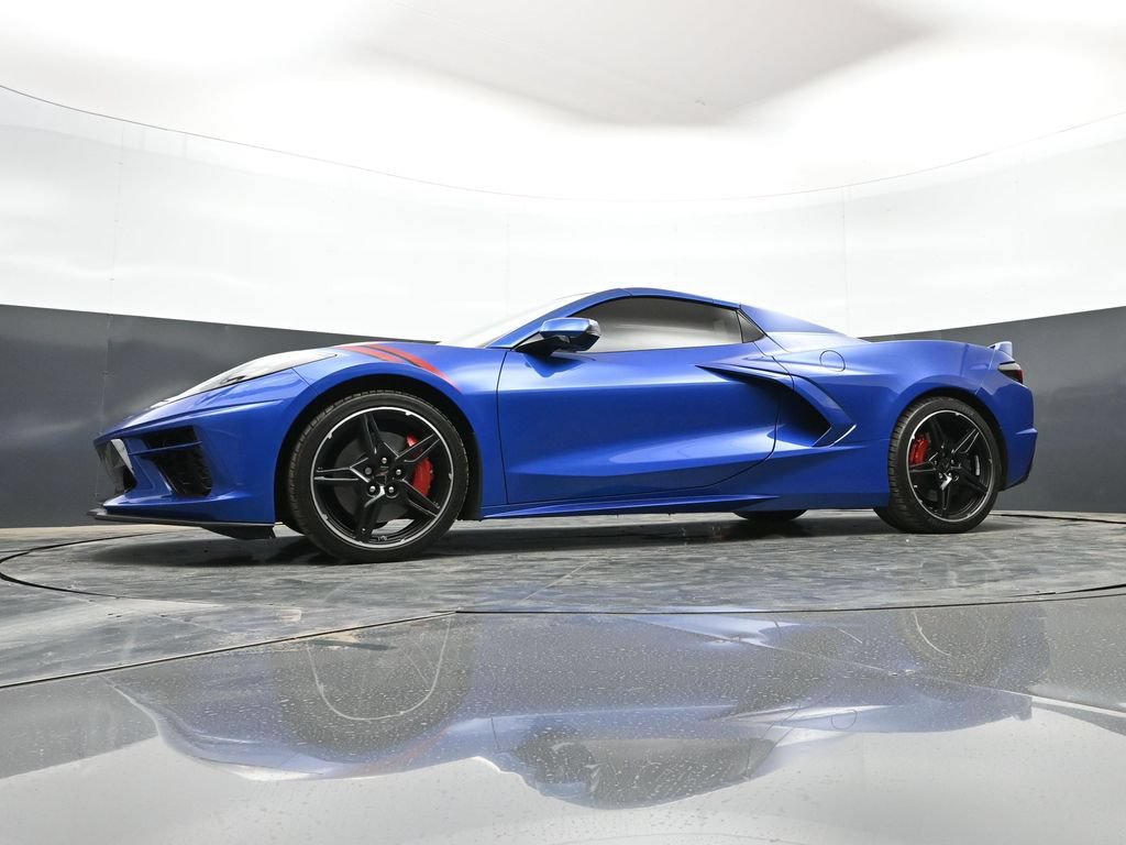 Used 2022 Chevrolet Corvette Stingray Premium Conv w/ Z51 Performance Package RWD image 48