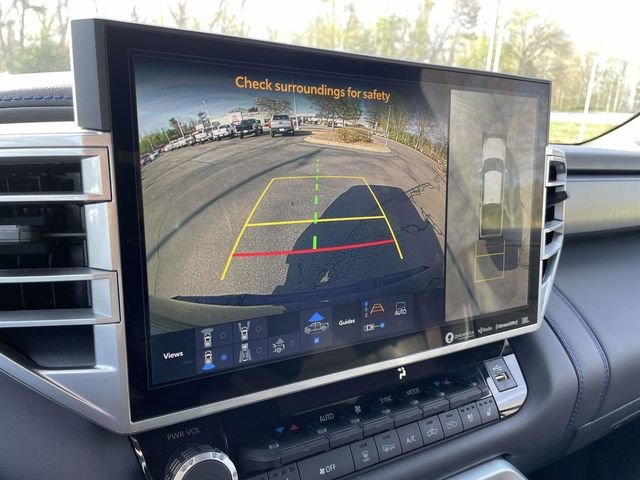 Used 2023 Toyota Tundra Platinum image 30