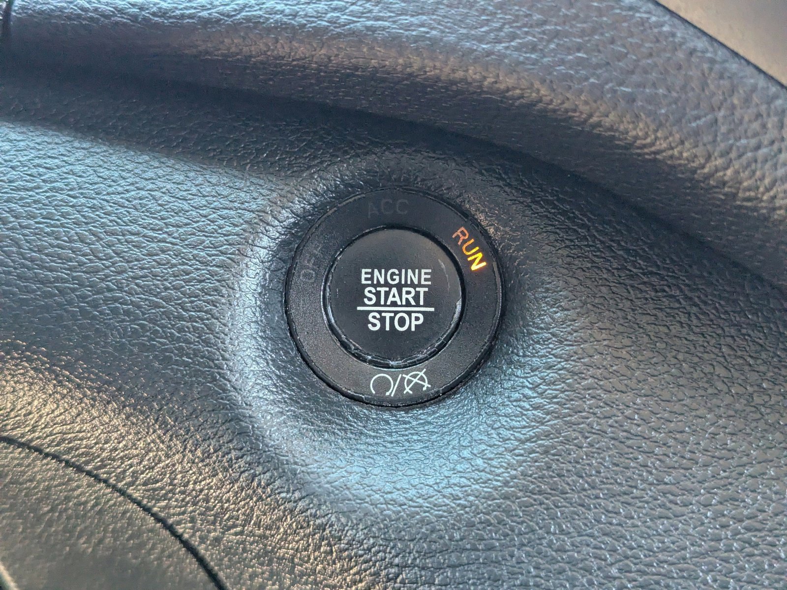 Used 2023 Jeep Cherokee Altitude Lux image 33