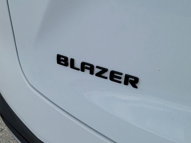Certified 2023 Chevrolet Blazer LT w/ Convenience Package image 5