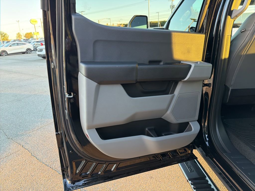 New 2026 Ford F350 XL w/ XL Chrome Package image 16