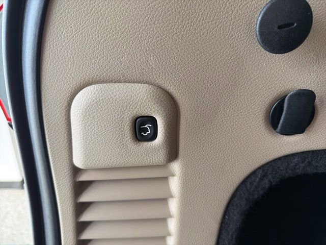 Used 2019 Jeep Grand Cherokee Limited w/ Luxury Group II image 30