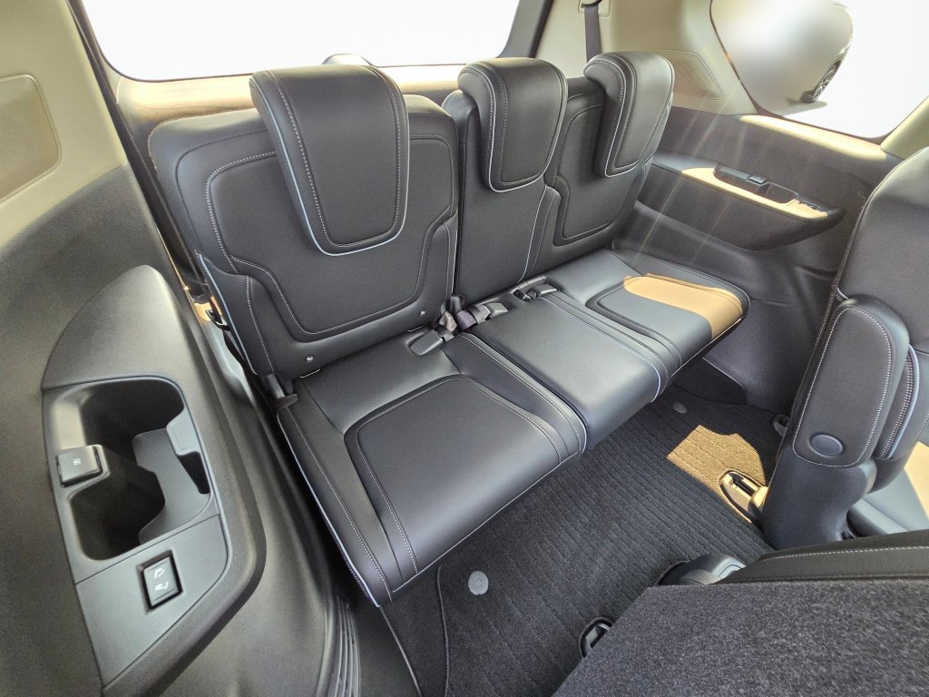 New 2027 INFINITI QX80 Luxe w/ Cargo Package AWD/4WD image 23