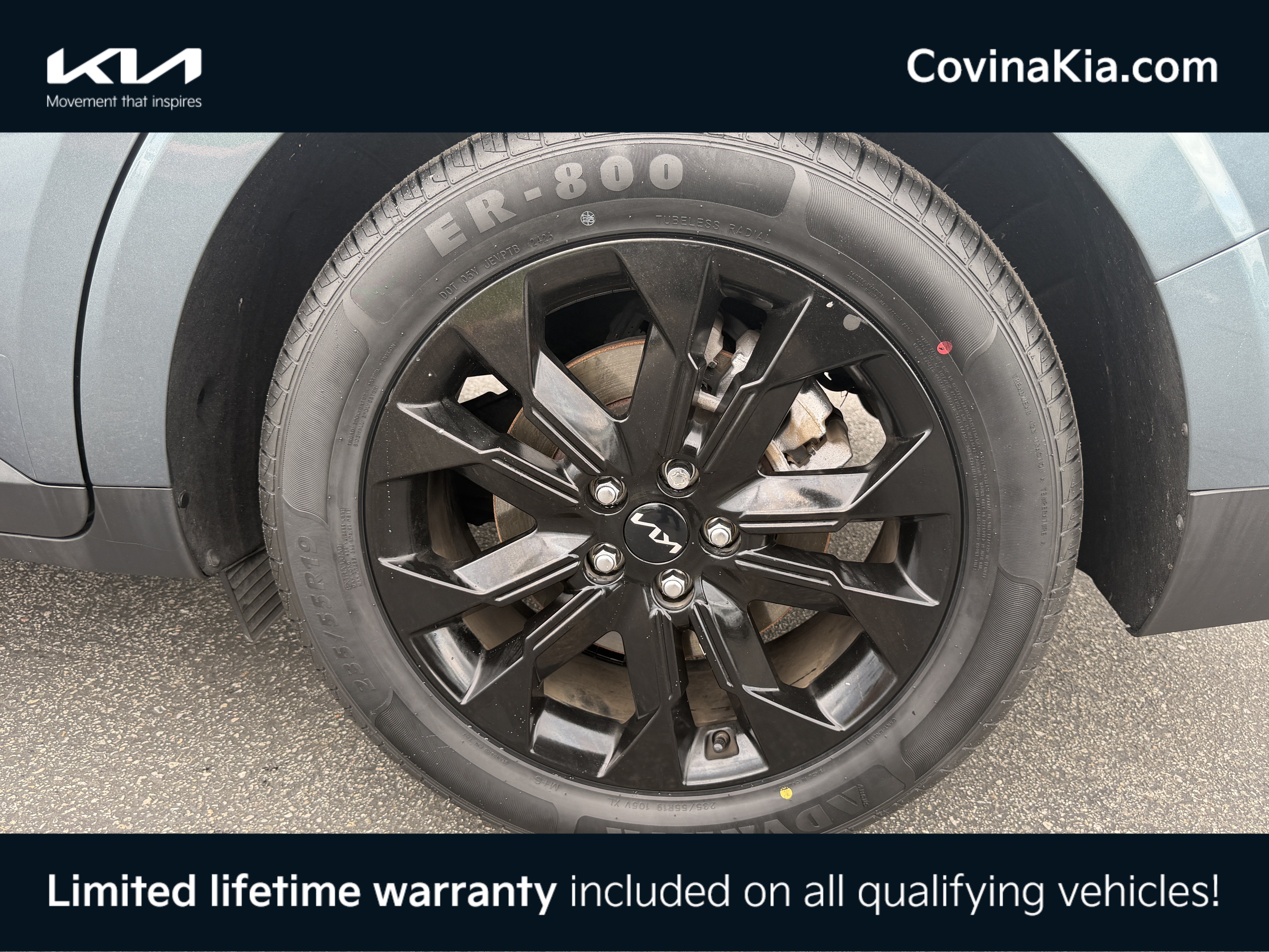 Certified 2023 Kia Carnival SX FWD image 11