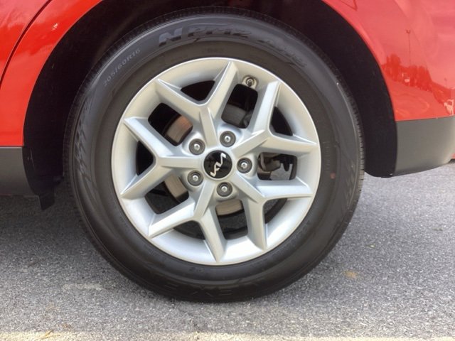 Used 2024 Kia Soul LX w/ Option Group 015 image 25