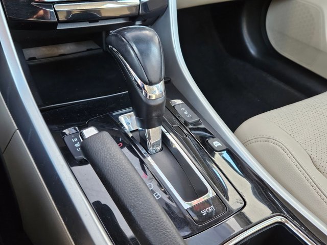 Used 2017 Honda Accord EX-L image 12