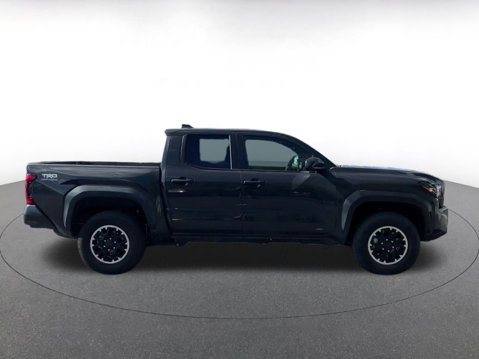 Used 2025 Toyota Tacoma TRD Off-Road image 16