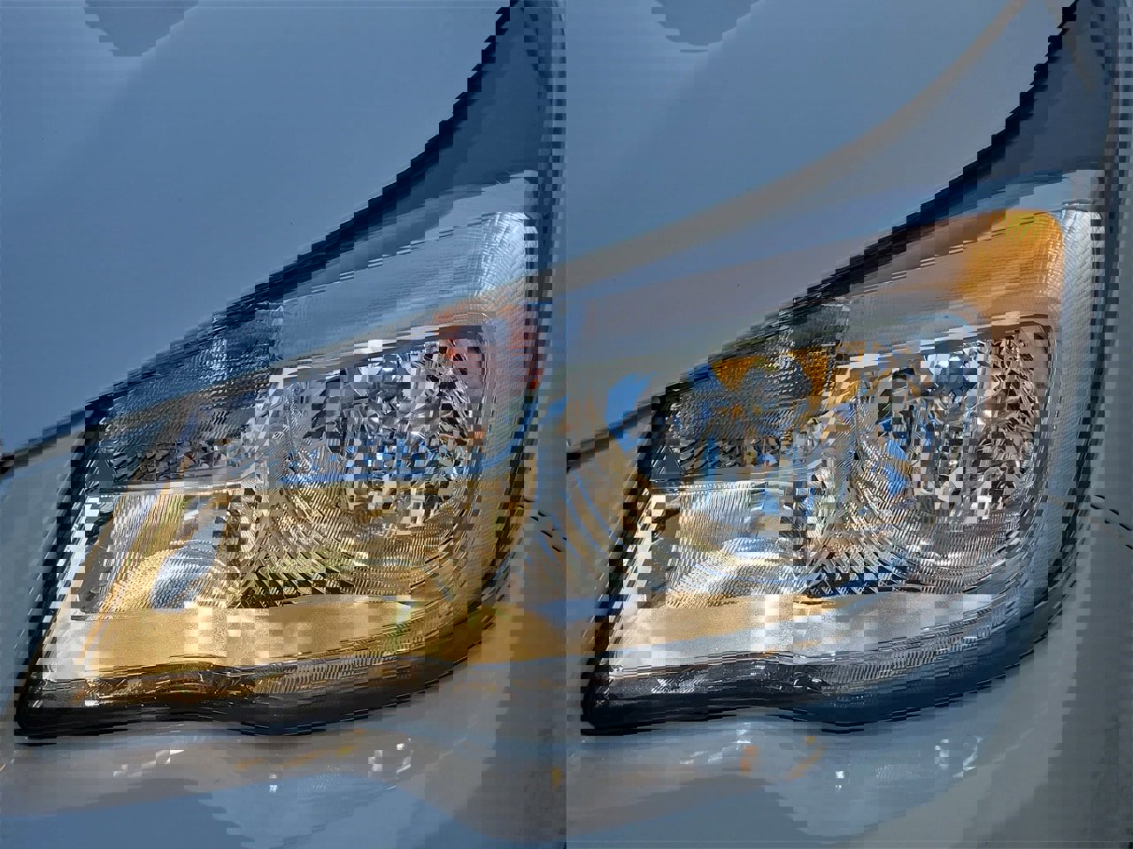 Used 2018 Subaru Forester 2.5i Premium w/ All-Weather Package image 31