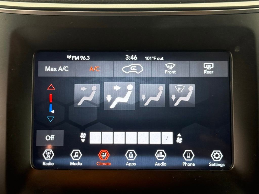 Used 2021 Jeep Cherokee Latitude image 27