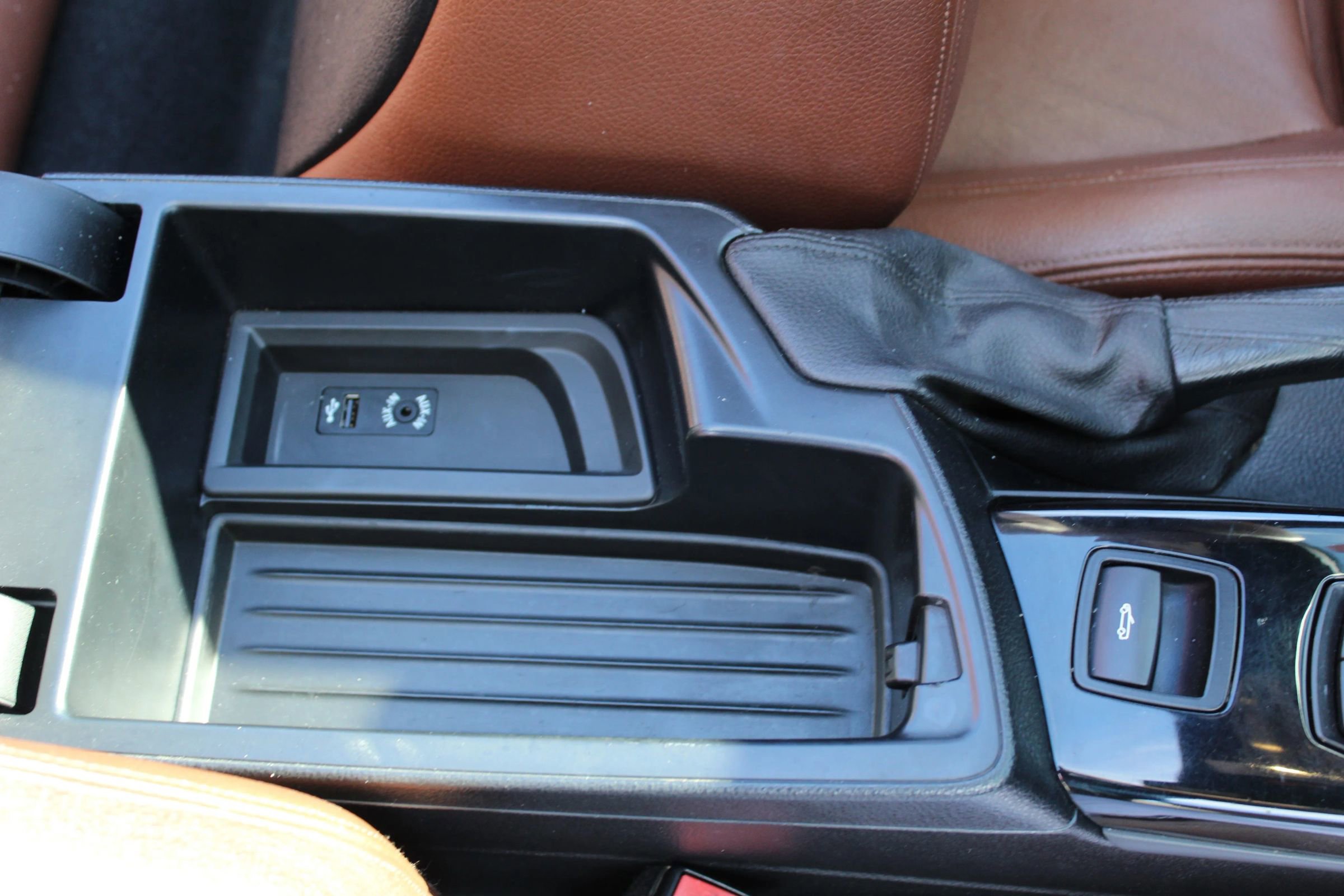 Used 2016 BMW 228i Convertible image 22