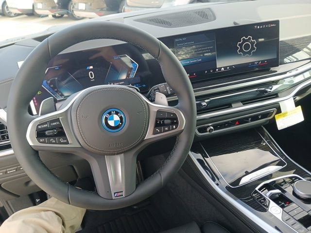 New 2026 BMW X5 xDrive50e image 22