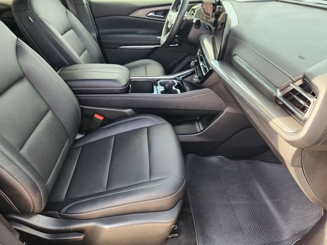 Used 2026 Chevrolet Traverse LT AWD/4WD image 14