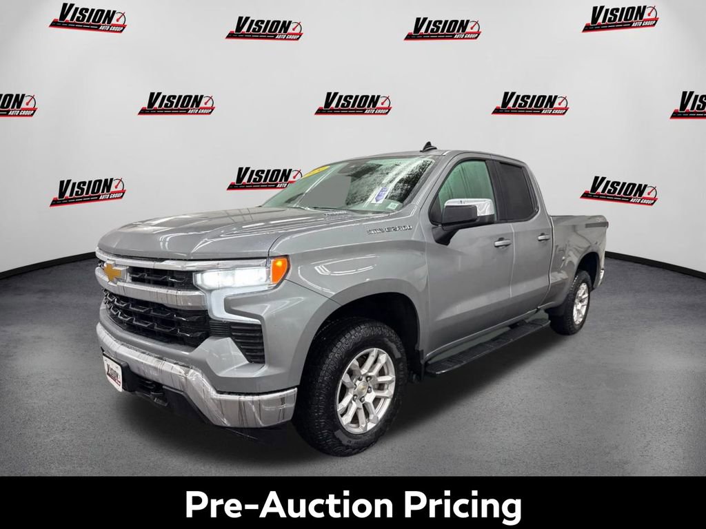 Used 2024 Chevrolet Silverado 1500 LT