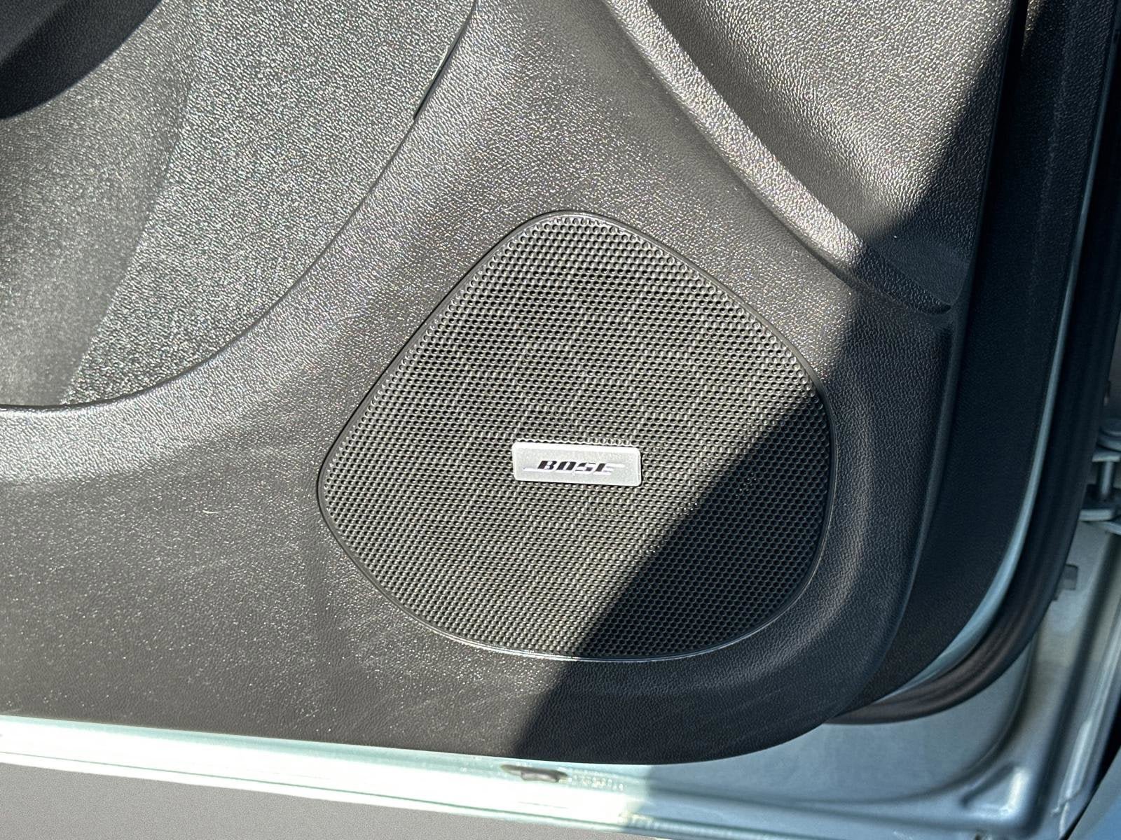 Used 2018 Chevrolet Volt Premier w/ Driver Confidence Package FWD image 23