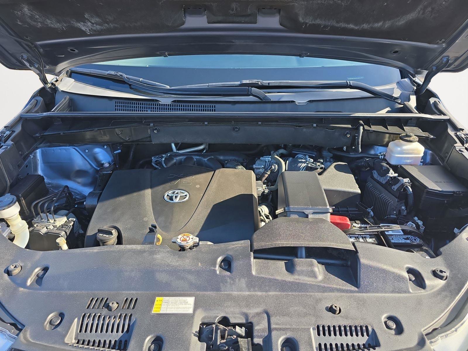 Used 2019 Toyota Highlander Plus image 23