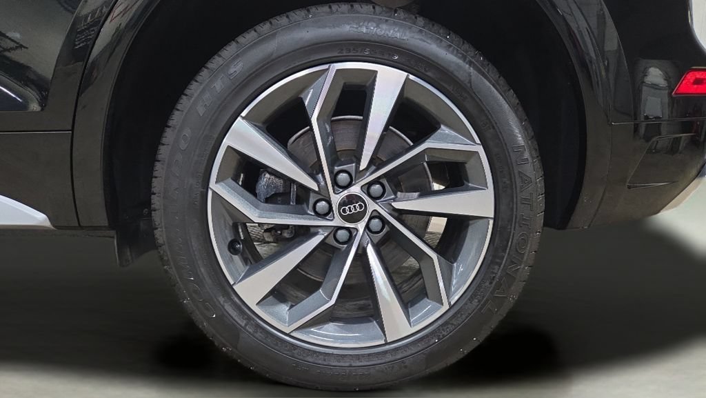 Used 2023 Audi Q5 2.0T Premium Plus AWD/4WD image 30
