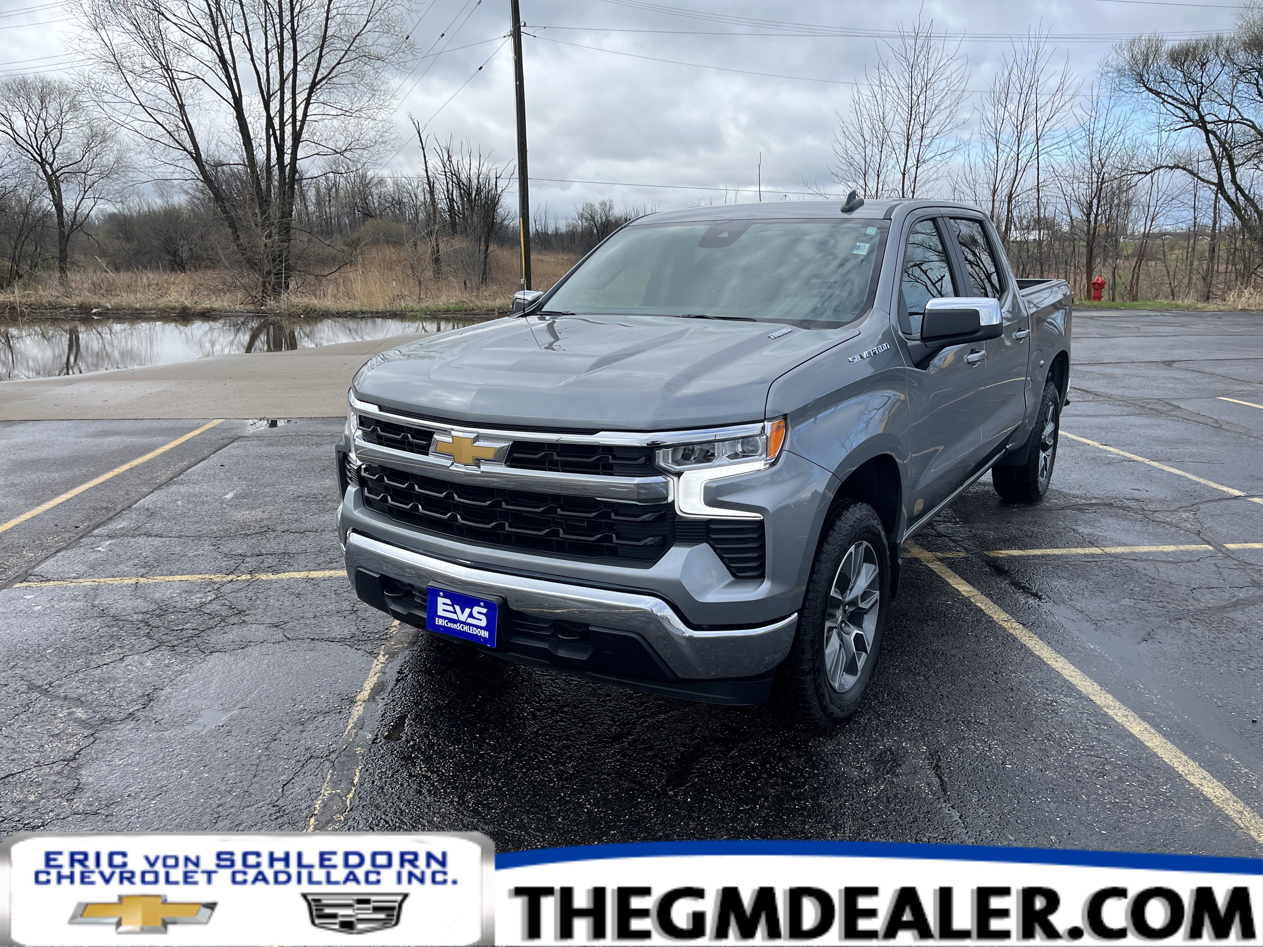 Used 2026 Chevrolet Silverado 1500 LT image 1