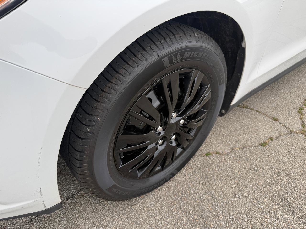 Used 2014 Ford Fusion S image 9