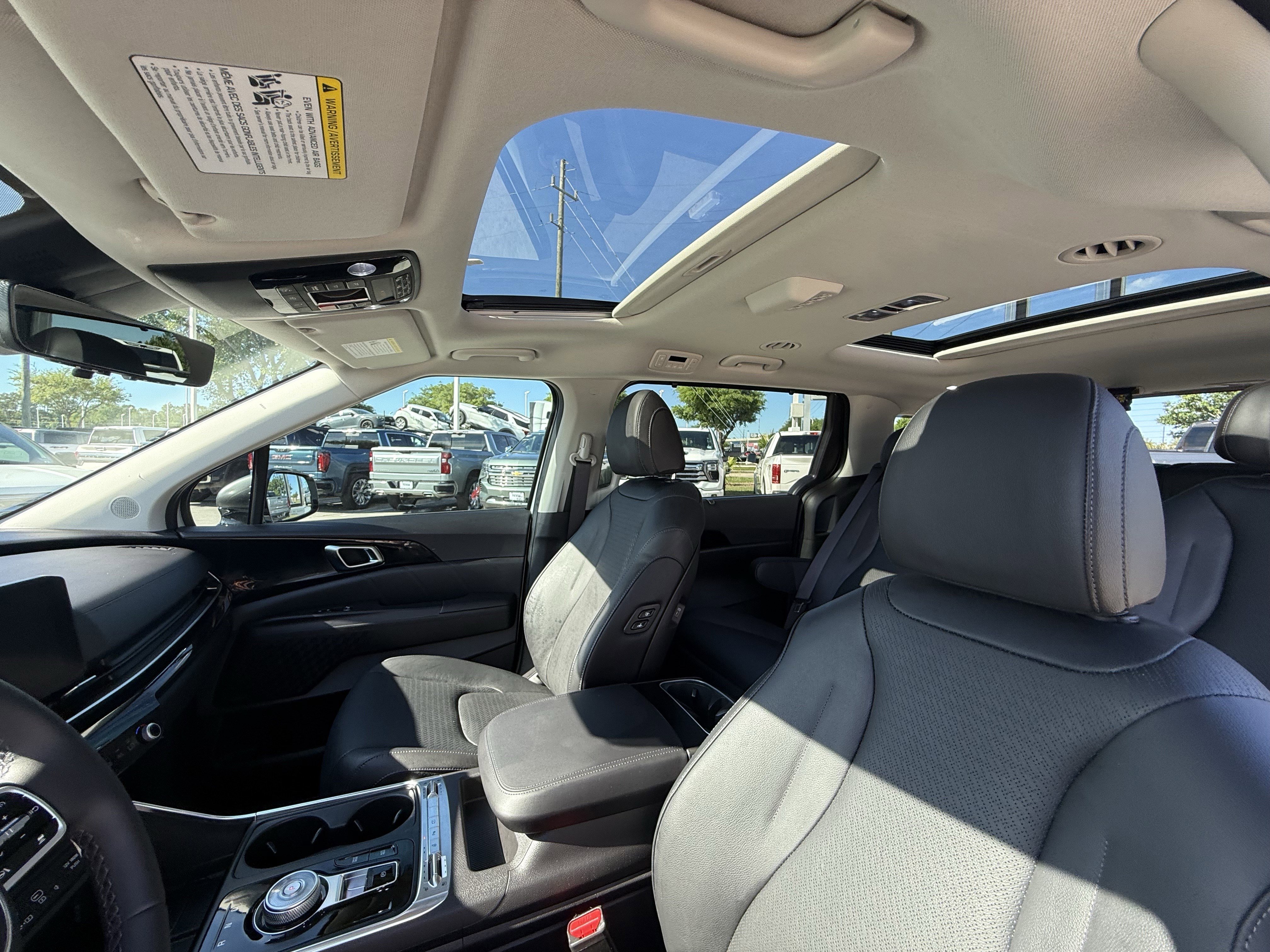 Used 2026 Kia Carnival SX Prestige image 26