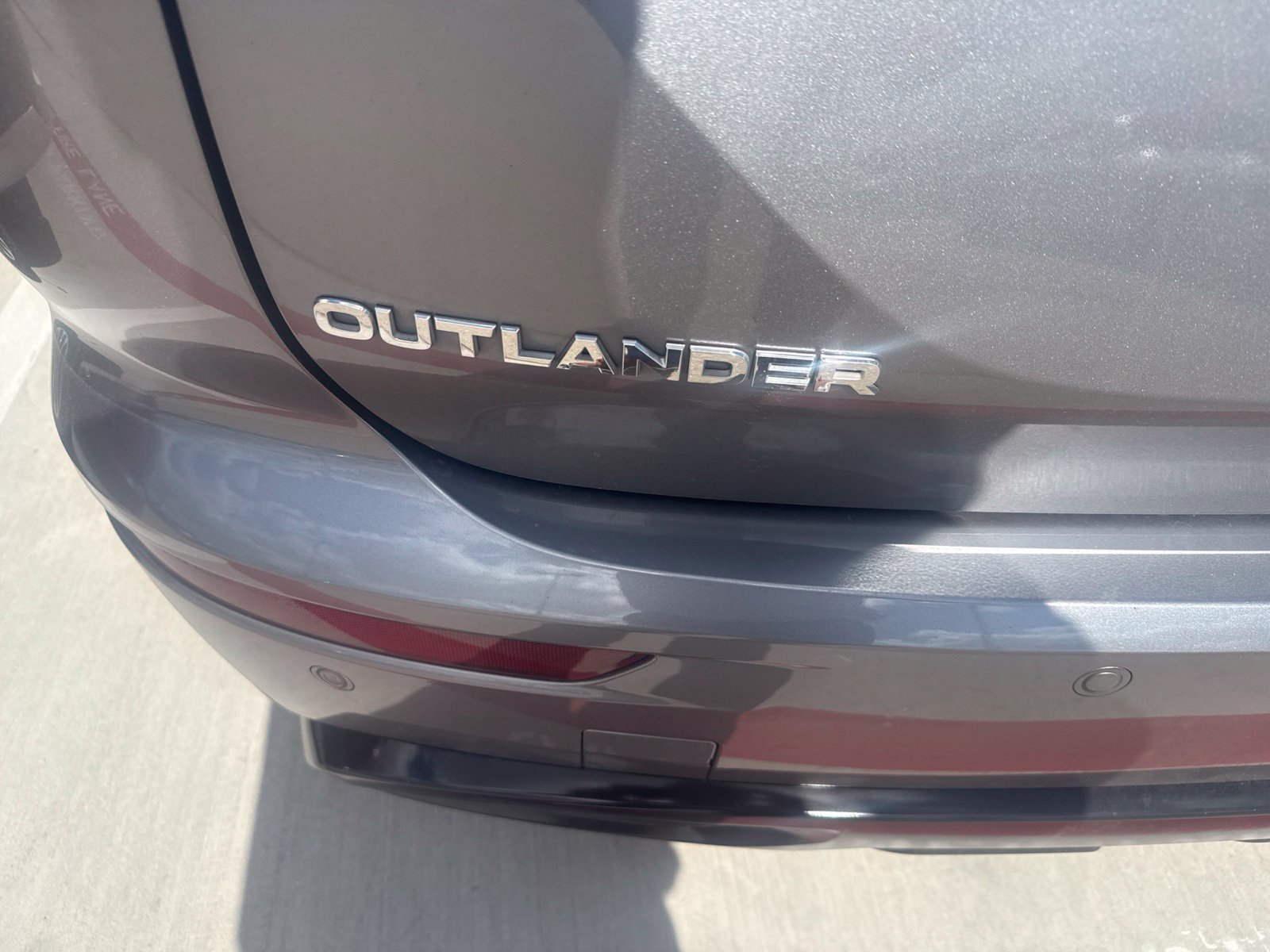 Used 2022 Mitsubishi Outlander SEL Black Edition FWD image 5