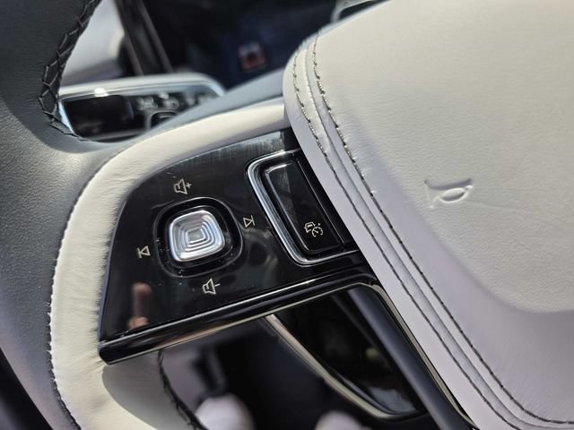 New 2026 Lincoln Aviator 2WD image 12