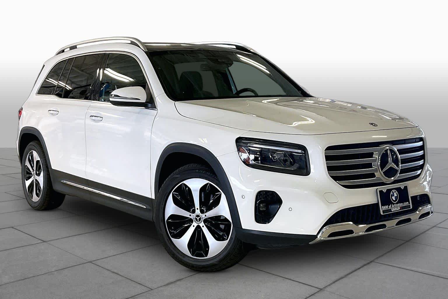 Used 2024 Mercedes-Benz GLB 250 image 2