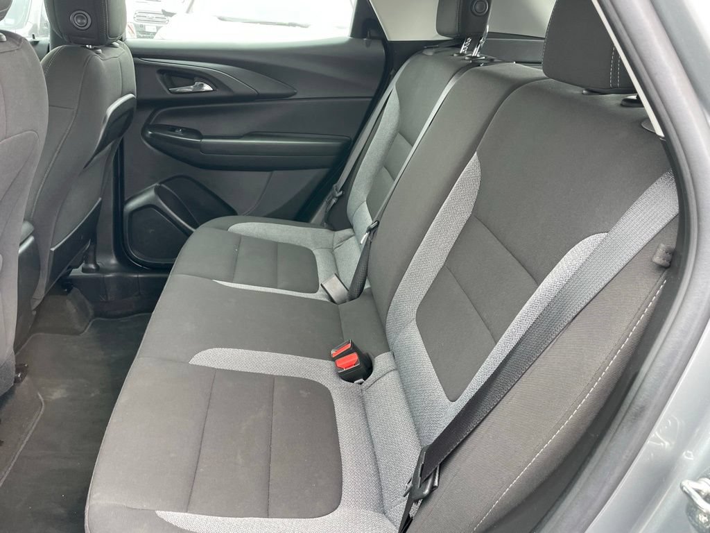 Used 2023 Chevrolet TrailBlazer LS FWD image 9