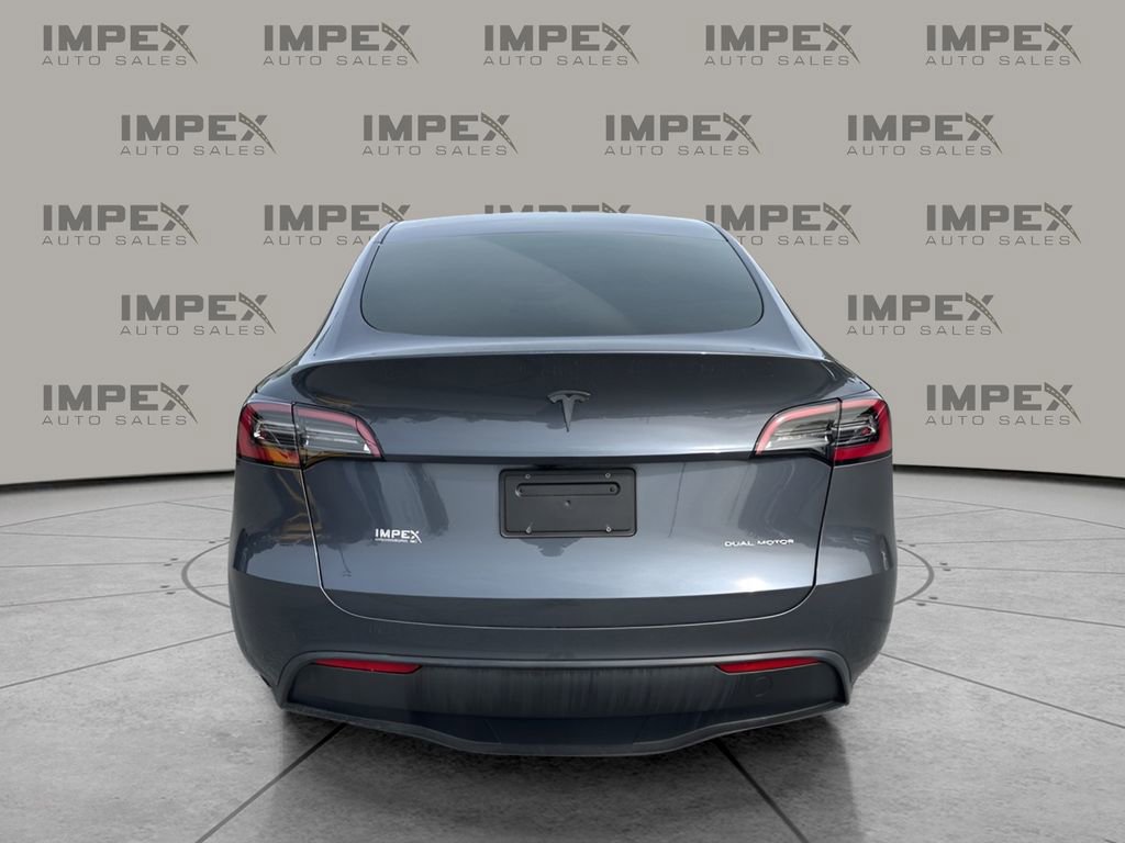 Used 2023 Tesla Model Y Long Range image 4