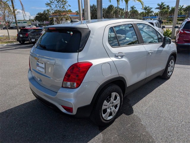 Used 2017 Chevrolet Trax LS image 13