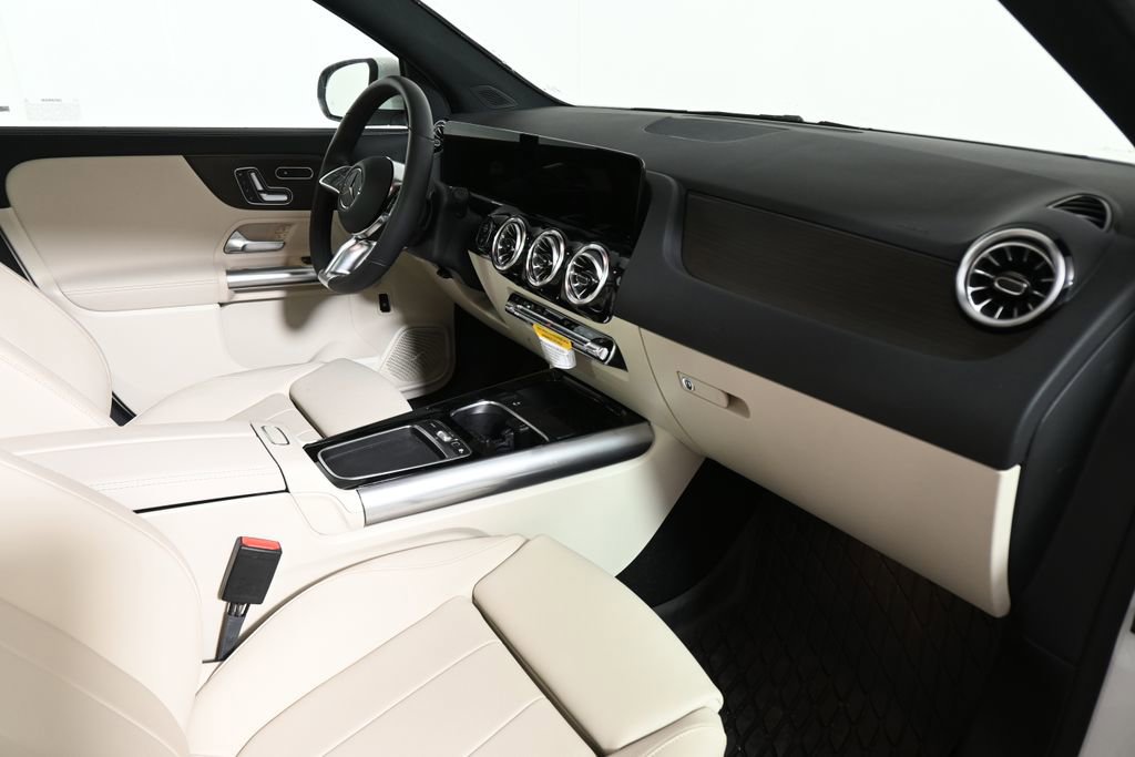 Certified 2026 Mercedes-Benz GLA 250 4MATIC image 26