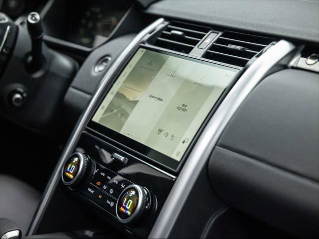 New 2025 Land Rover Discovery S image 25