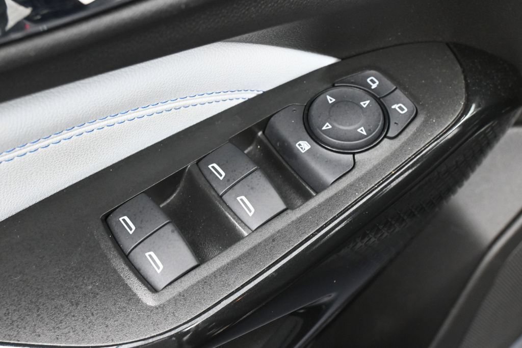 Used 2026 Chevrolet Trax LT FWD image 14