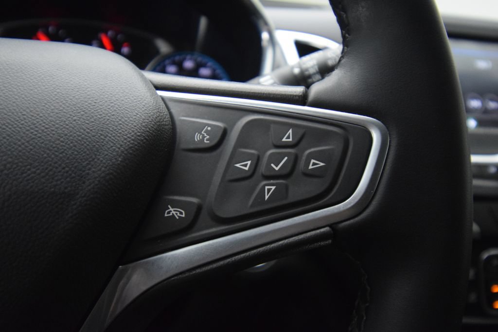 Used 2023 Chevrolet Equinox LT AWD/4WD image 35