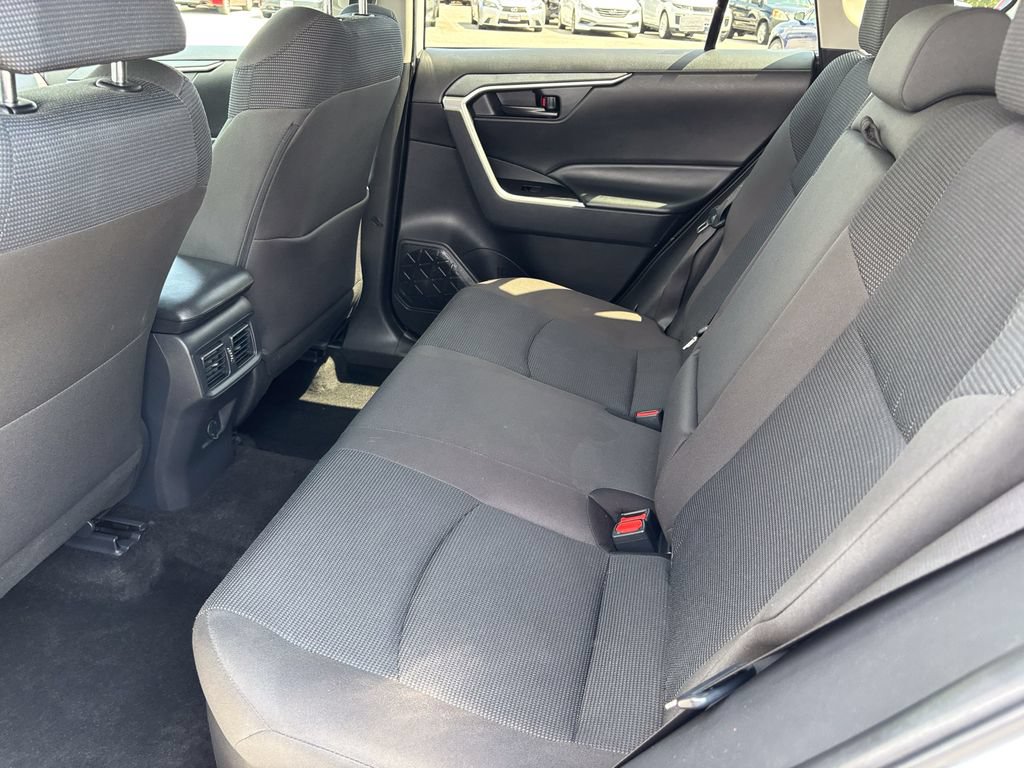 Used 2025 Toyota RAV4 LE AWD/4WD image 41